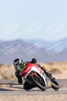 media/Dec-07-2025-CVMA (Sun) [[3e7d2de5dc]]/Race 9-Formula UL Shootout/